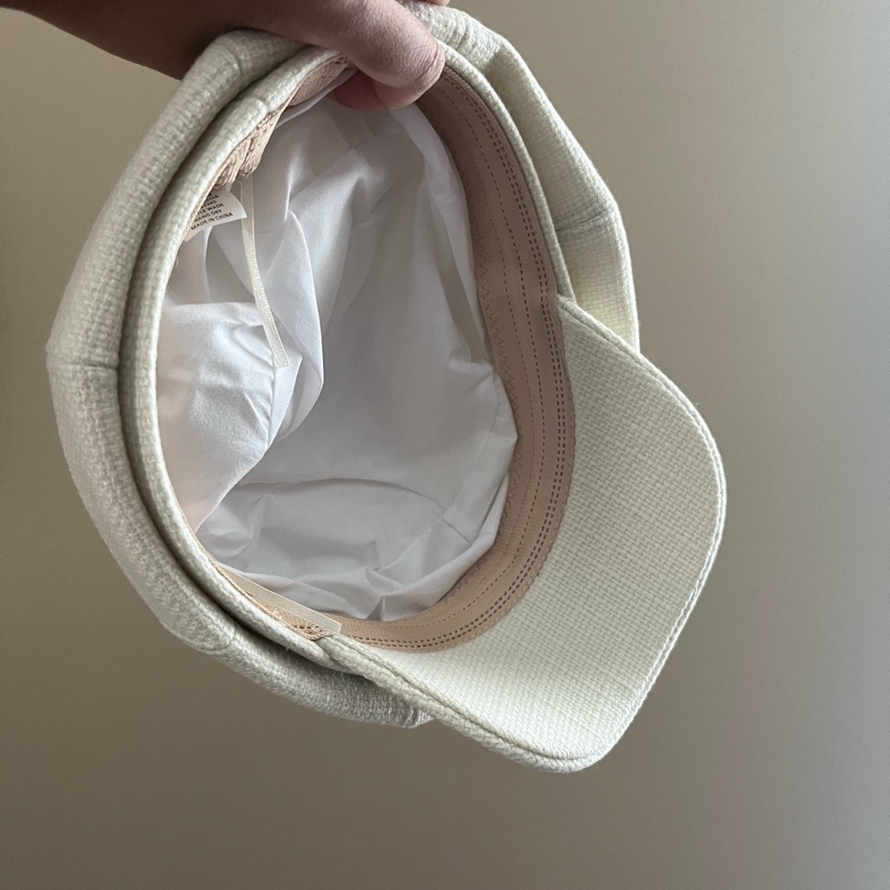 Stylish White Textured hat - Picture 3 of 3